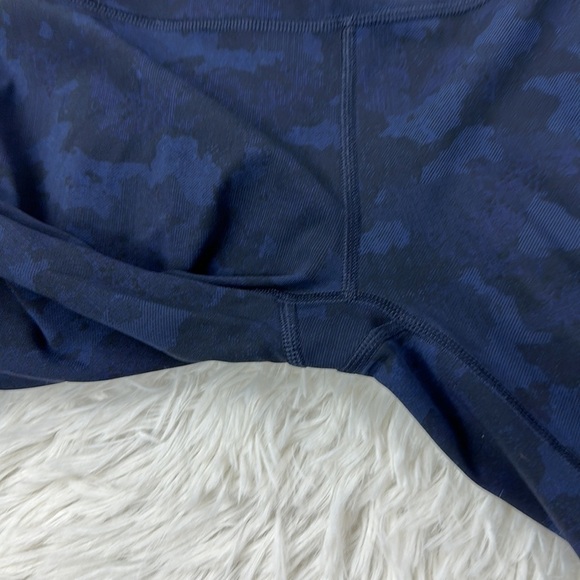 Lululemon Wunder Under Crop (Hi-Rise) (Full-On Luxtreme 21") Camouflaged Midnigh - Picture 3 of 6